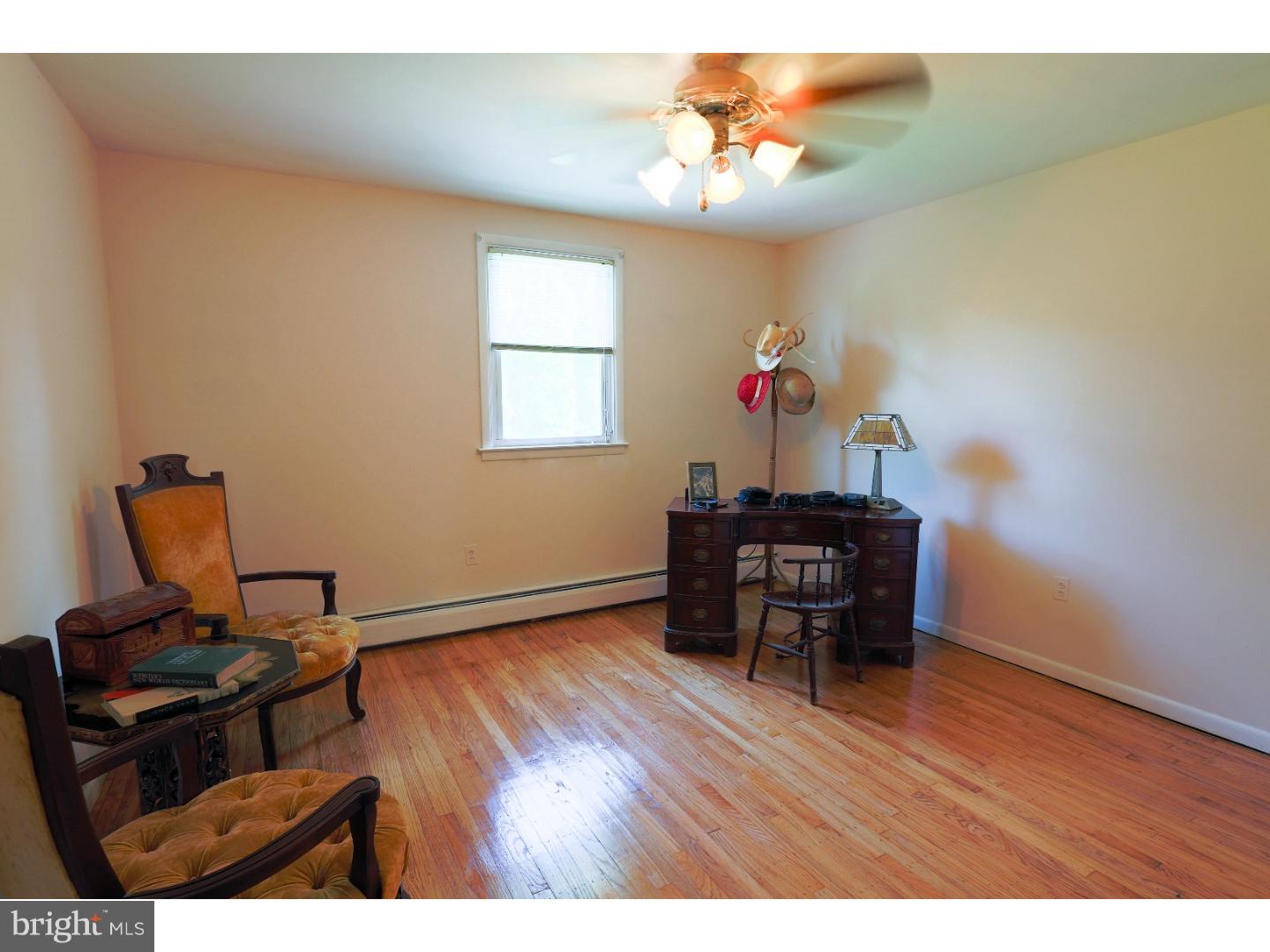 655 Lily Road Warminster, PA 18974 - Photo 12 of 21 Gallery Image 12