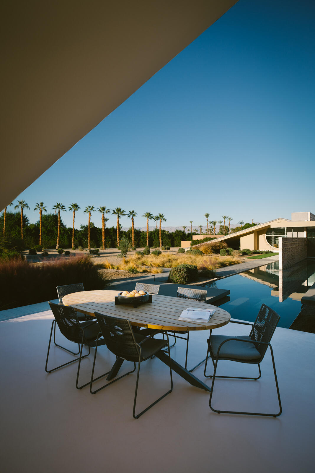 38850 Kelly Lane Rancho Mirage, CA 92270 - Photo 28 of 31 a view of a chairs and table on the terrace