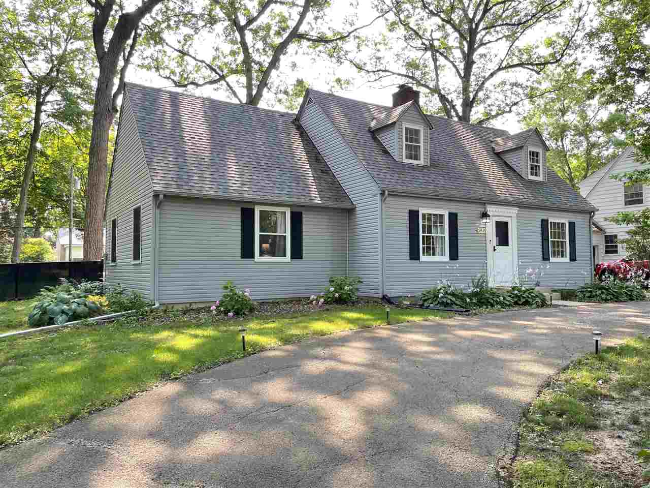 1622 Quentin Road Rockford, IL 61108 - Photo 3 of 52 Gallery Image 3