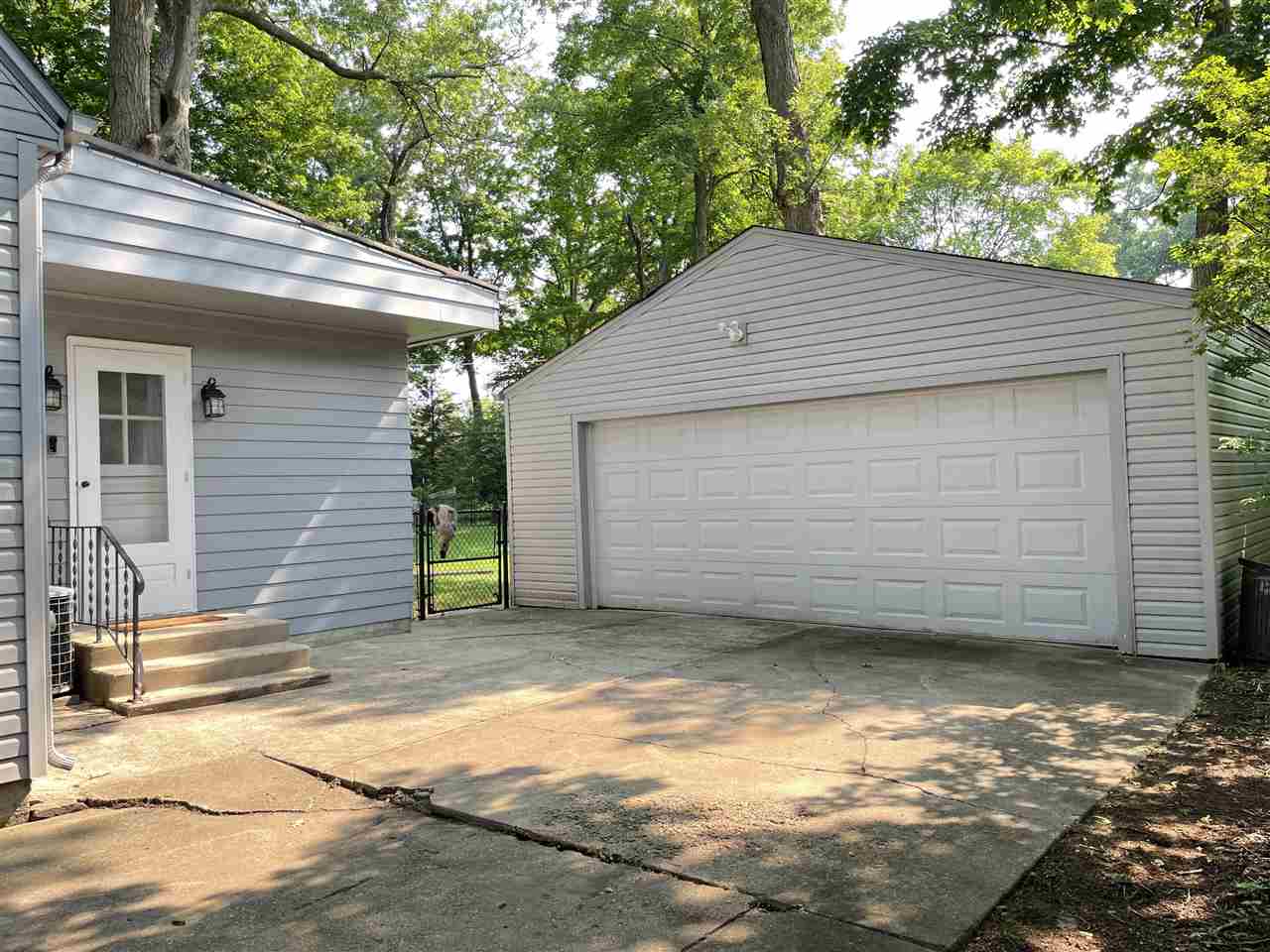 1622 Quentin Road Rockford, IL 61108 - Photo 5 of 52 Gallery Image 5