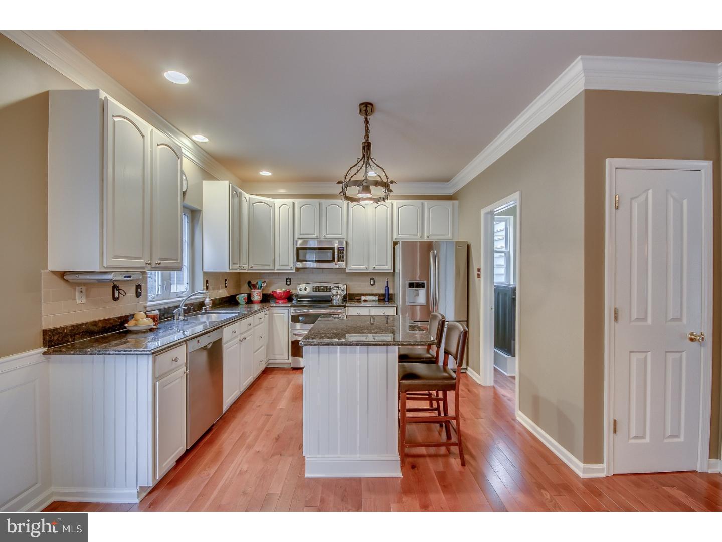 262 Forge Road Glen Mills, PA 19342 - Photo 4 of 25
