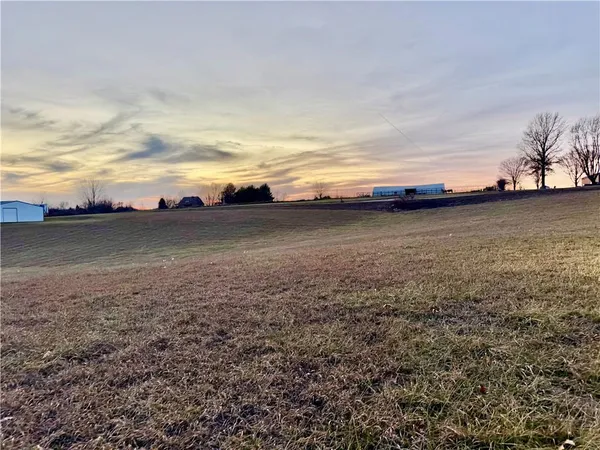 $214,900 | O Highway Highway, Orrick, MO 64077