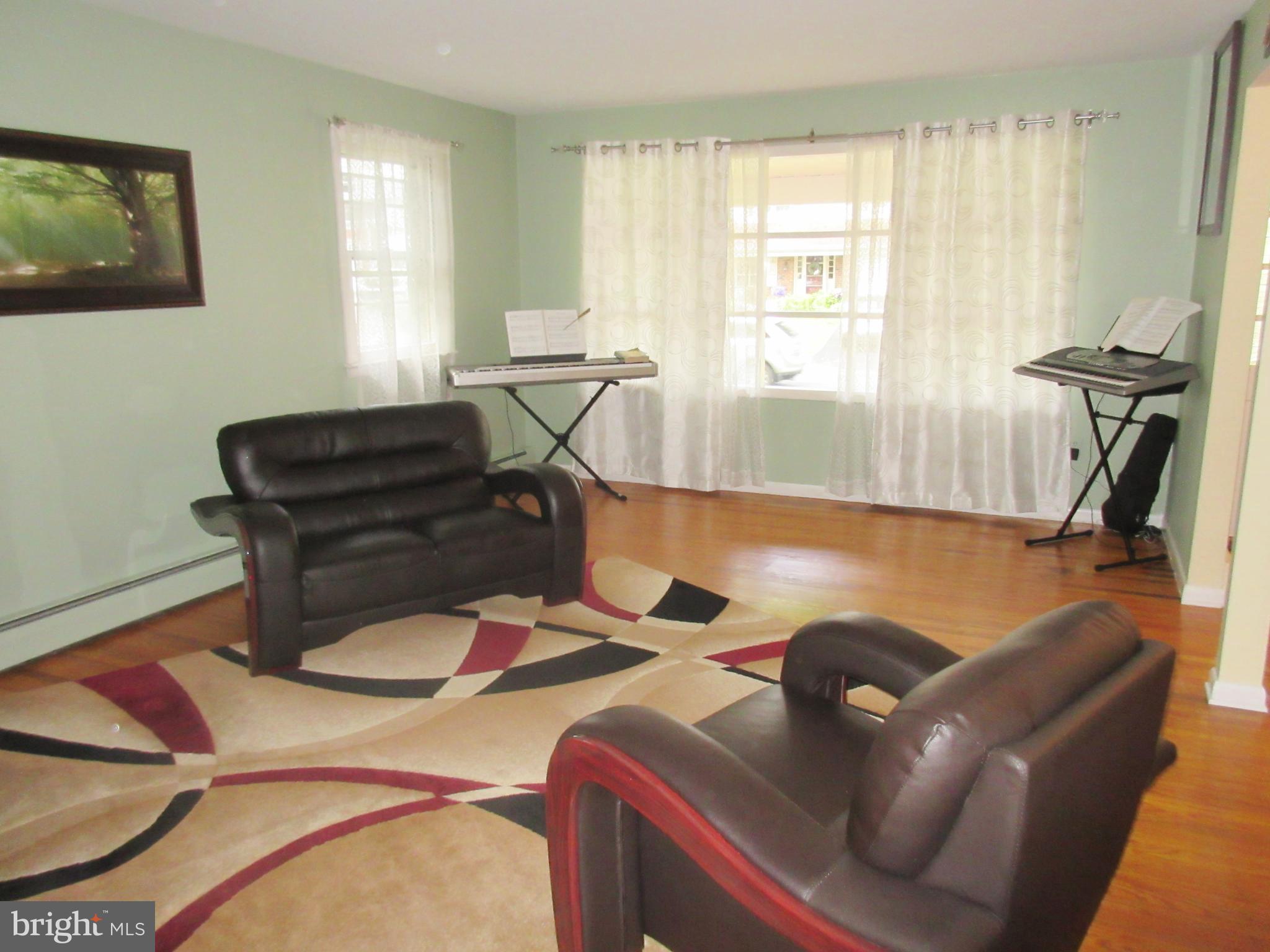 707 Devon Lane Wallingford, PA 19086 - Photo 15 of 89 Gallery Image 15
