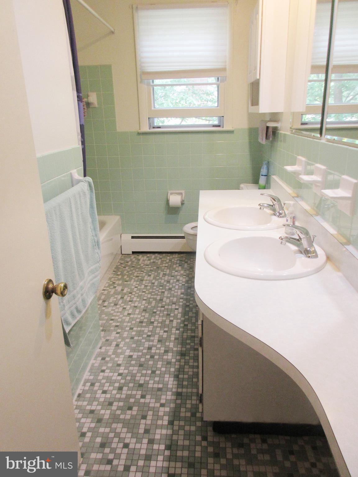 707 Devon Lane Wallingford, PA 19086 - Photo 54 of 89 Gallery Image 54