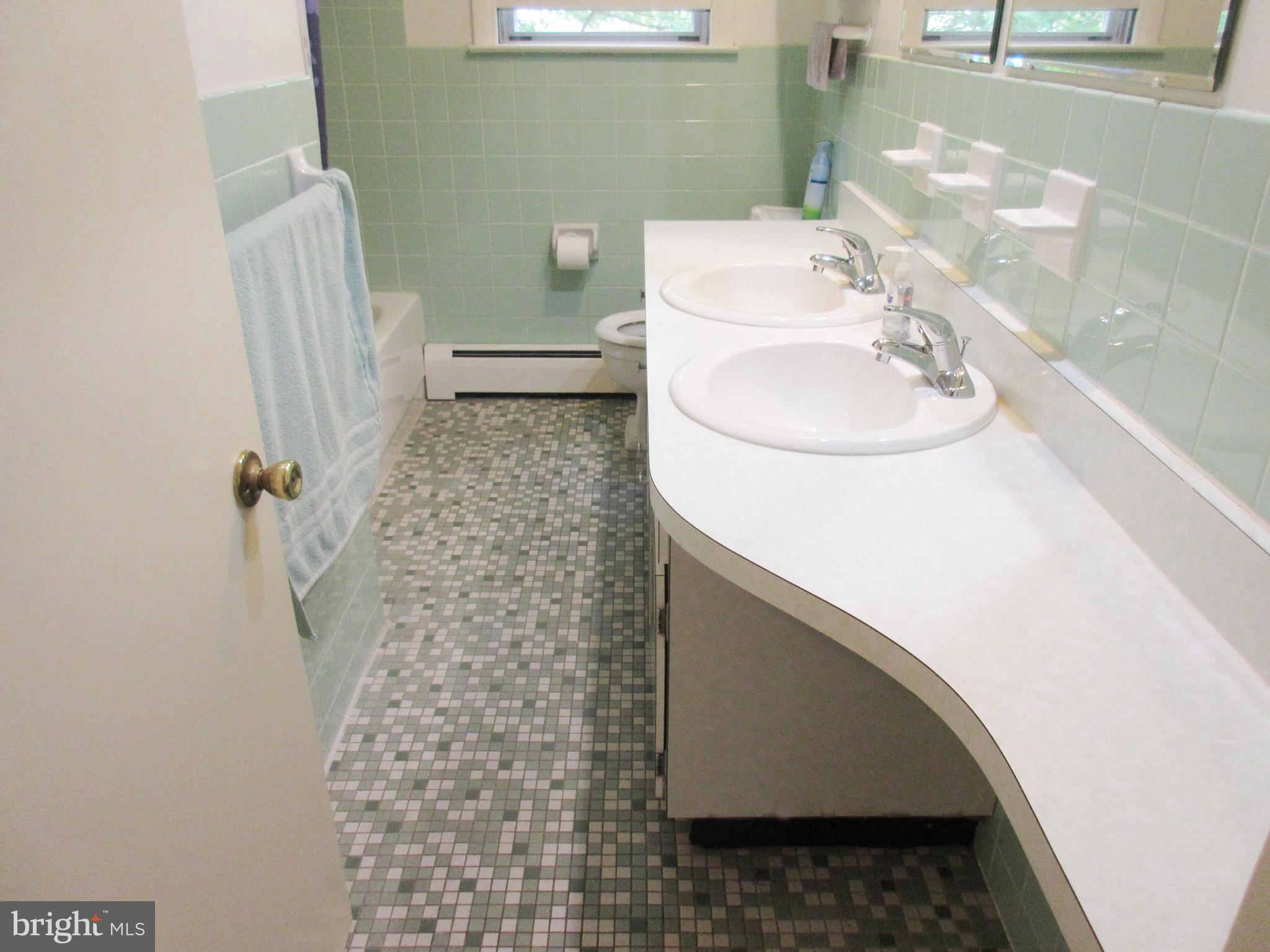 707 Devon Lane Wallingford, PA 19086 - Photo 55 of 89 Gallery Image 55