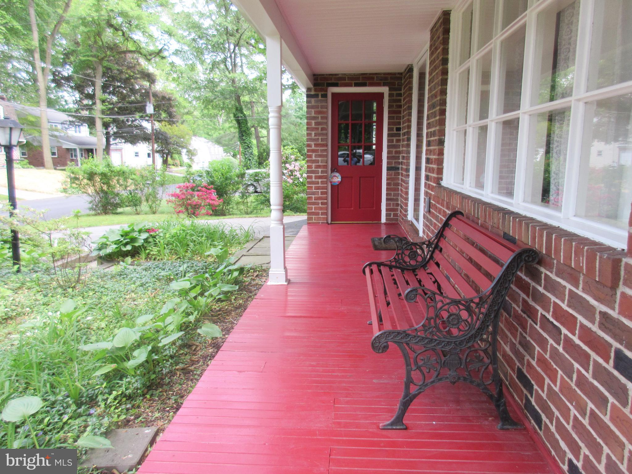 707 Devon Lane Wallingford, PA 19086 - Photo 9 of 89 Gallery Image 9