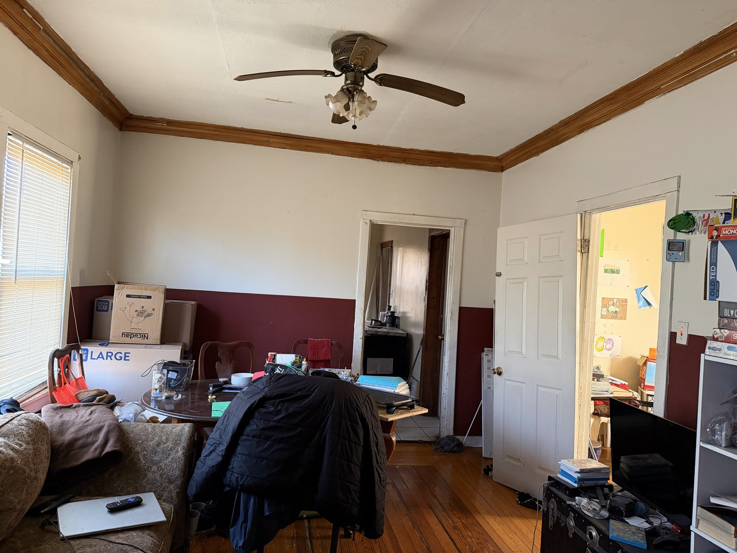 22 19th Place Chicago Heights, IL 60411 - Photo 3 of 12