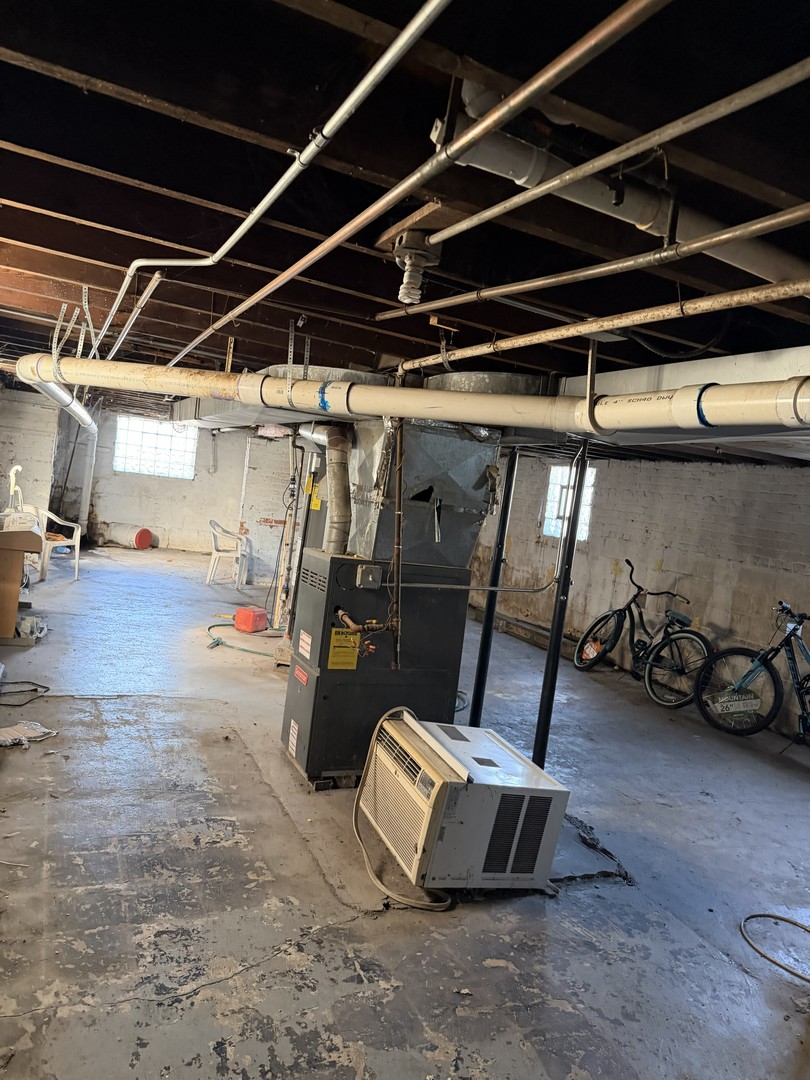 22 19th Place Chicago Heights, IL 60411 - Photo 10 of 12