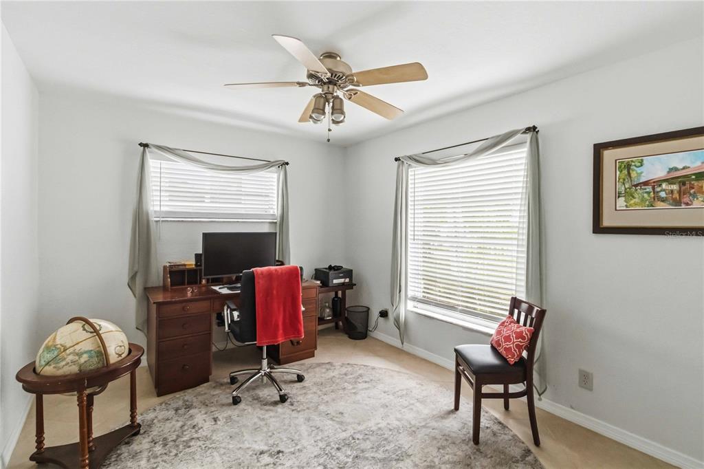 1004 Spindle Palm Way Apollo Beach, FL 33572 - Photo 11 of 24
