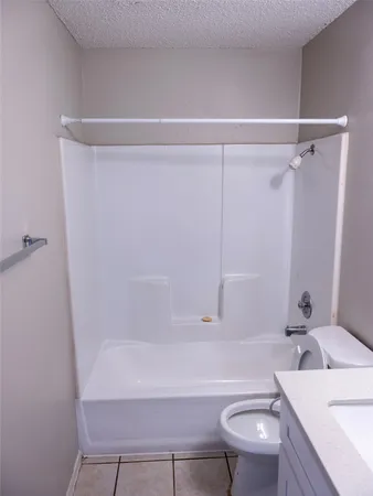 $1,050 | 1903 West Loop, Unit B, Austin, TX 78758