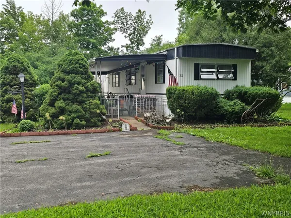 $39,500 | 38 Lakewood, Lakewood, NY 14750