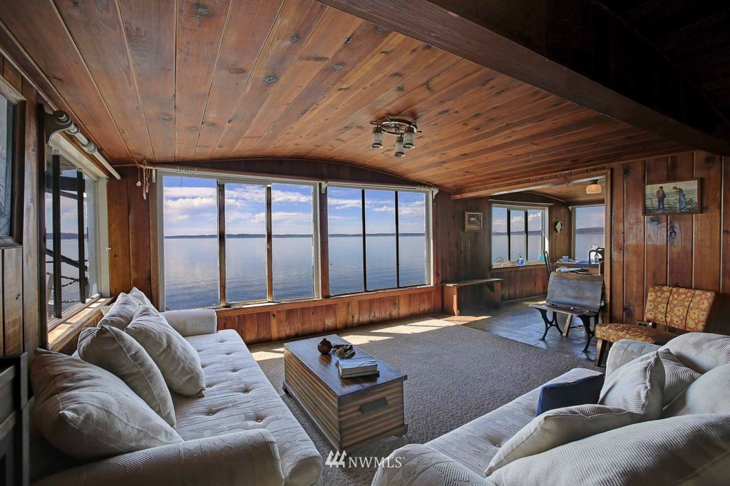 983 High Road Camano Island, WA 98282 - Photo 12 of 18 Gallery Image 12