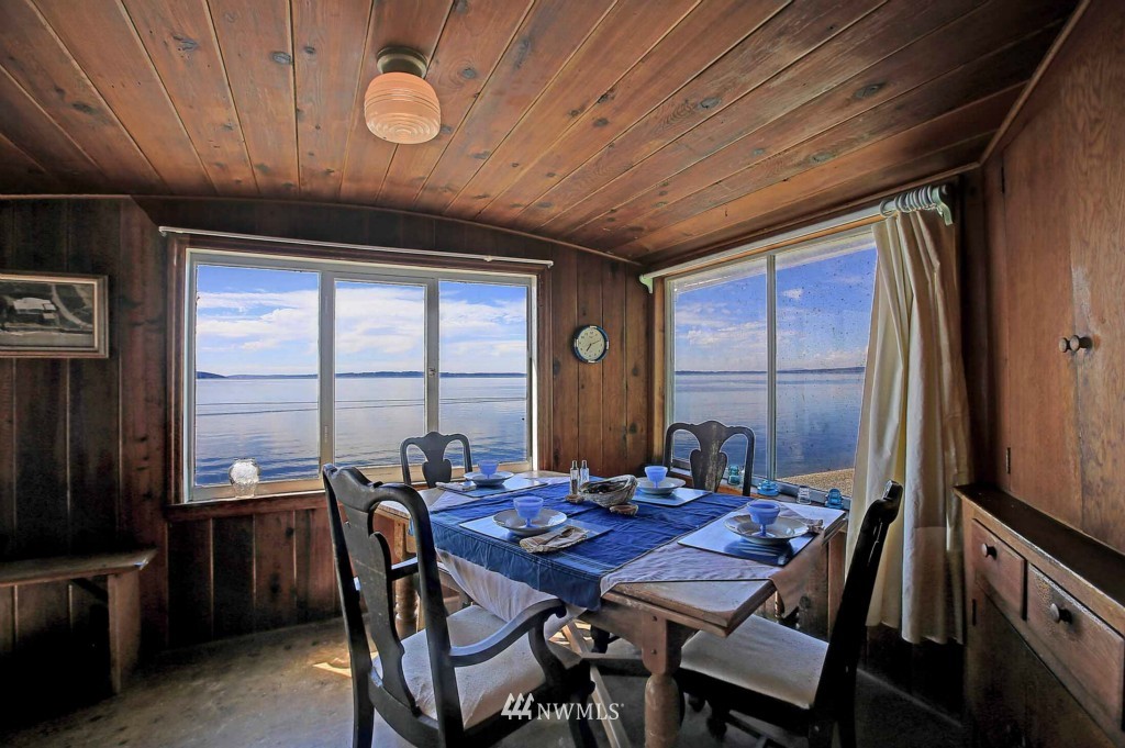 983 High Road Camano Island, WA 98282 - Photo 9 of 18 Gallery Image 9