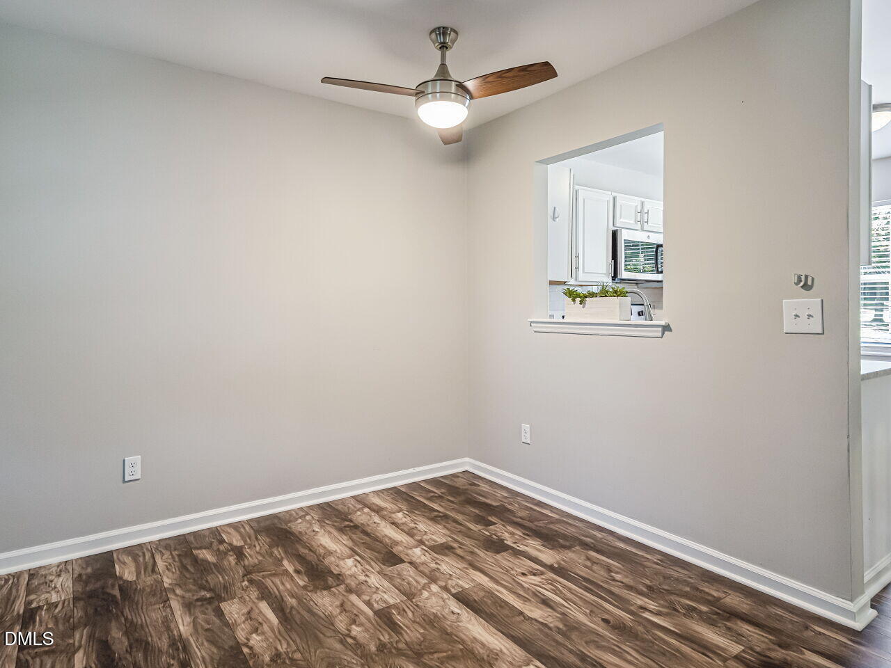 624 Oleander Road Raleigh, NC 27603 - Photo 11 of 27 010-1280x960-dining-room