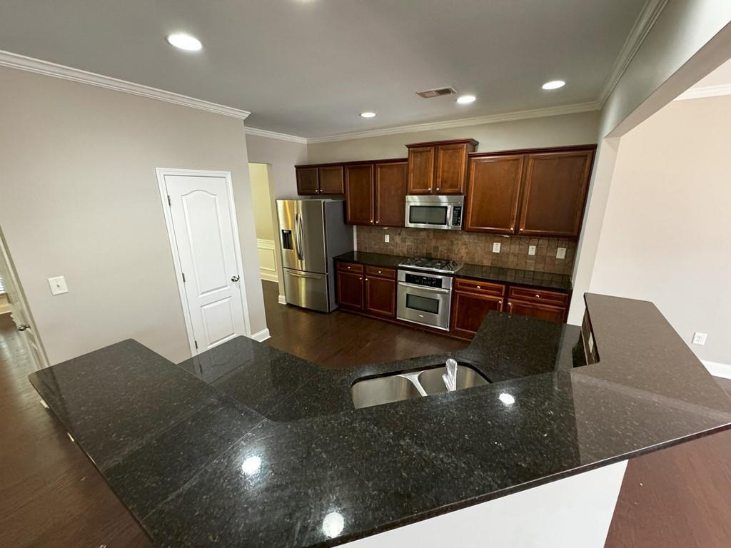 3329 Twinrose Place Alpharetta, GA 30004 - Photo 2 of 37