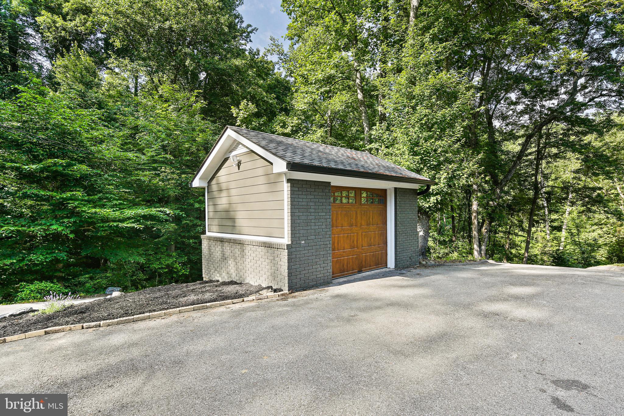 2552 Ridge Road Windsor Mill, MD 21244 - Photo 46 of 63