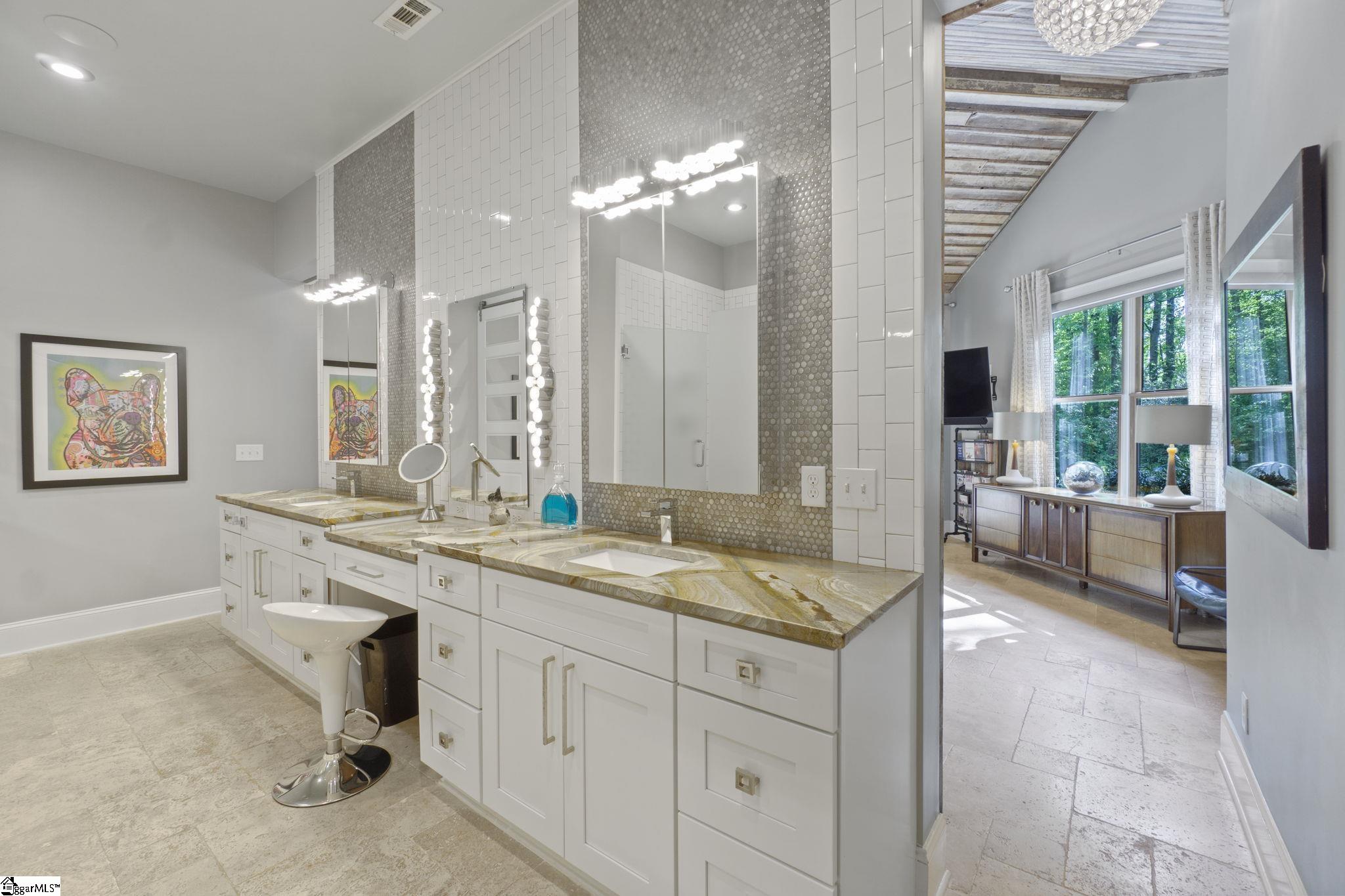 1725 Parkins Mill Road Greenville, SC 29607 - Photo 10 of 36
