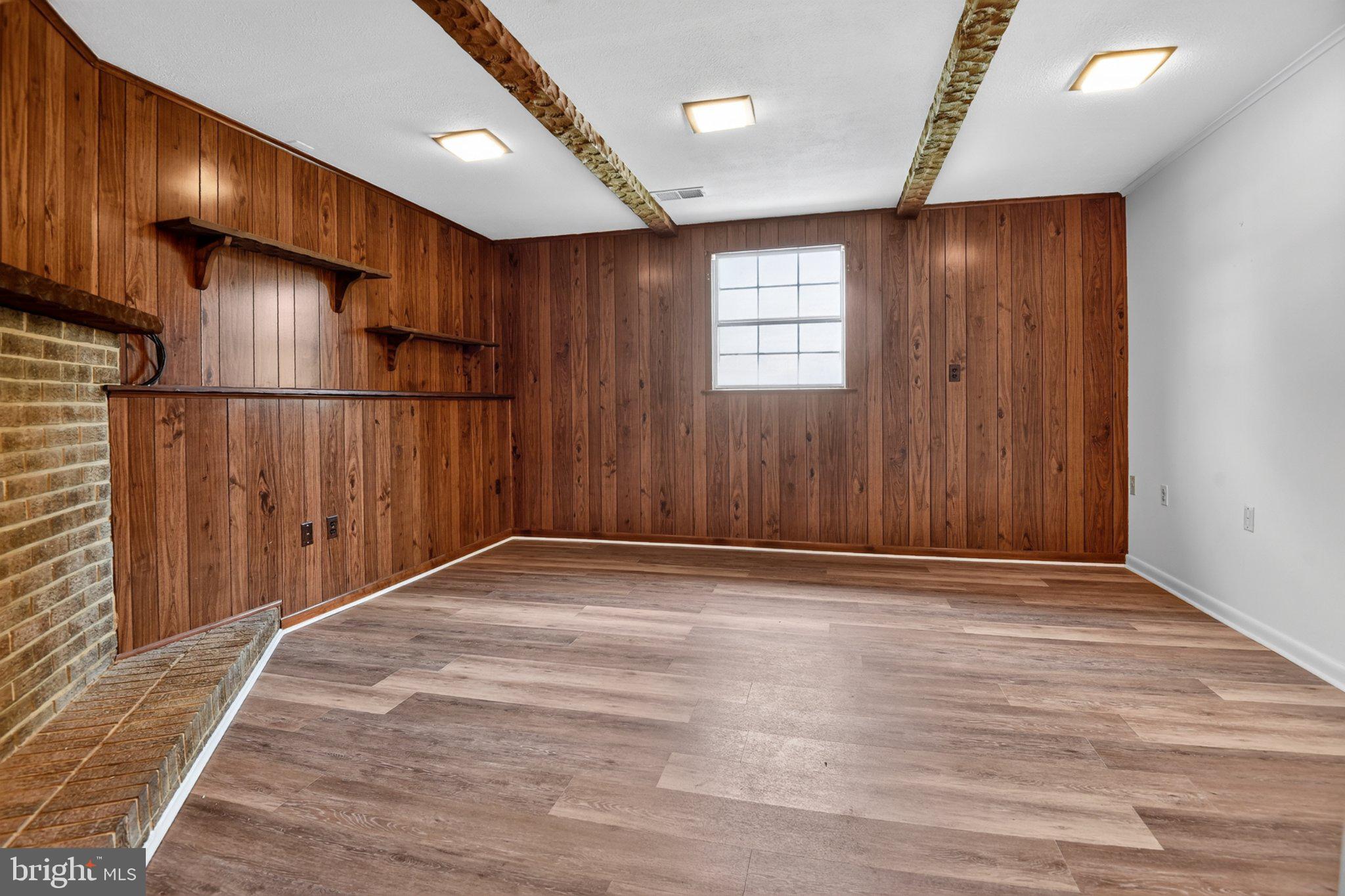 110 North Garfield Road Sterling, VA 20164 - Photo 30 of 33 Recreation Room