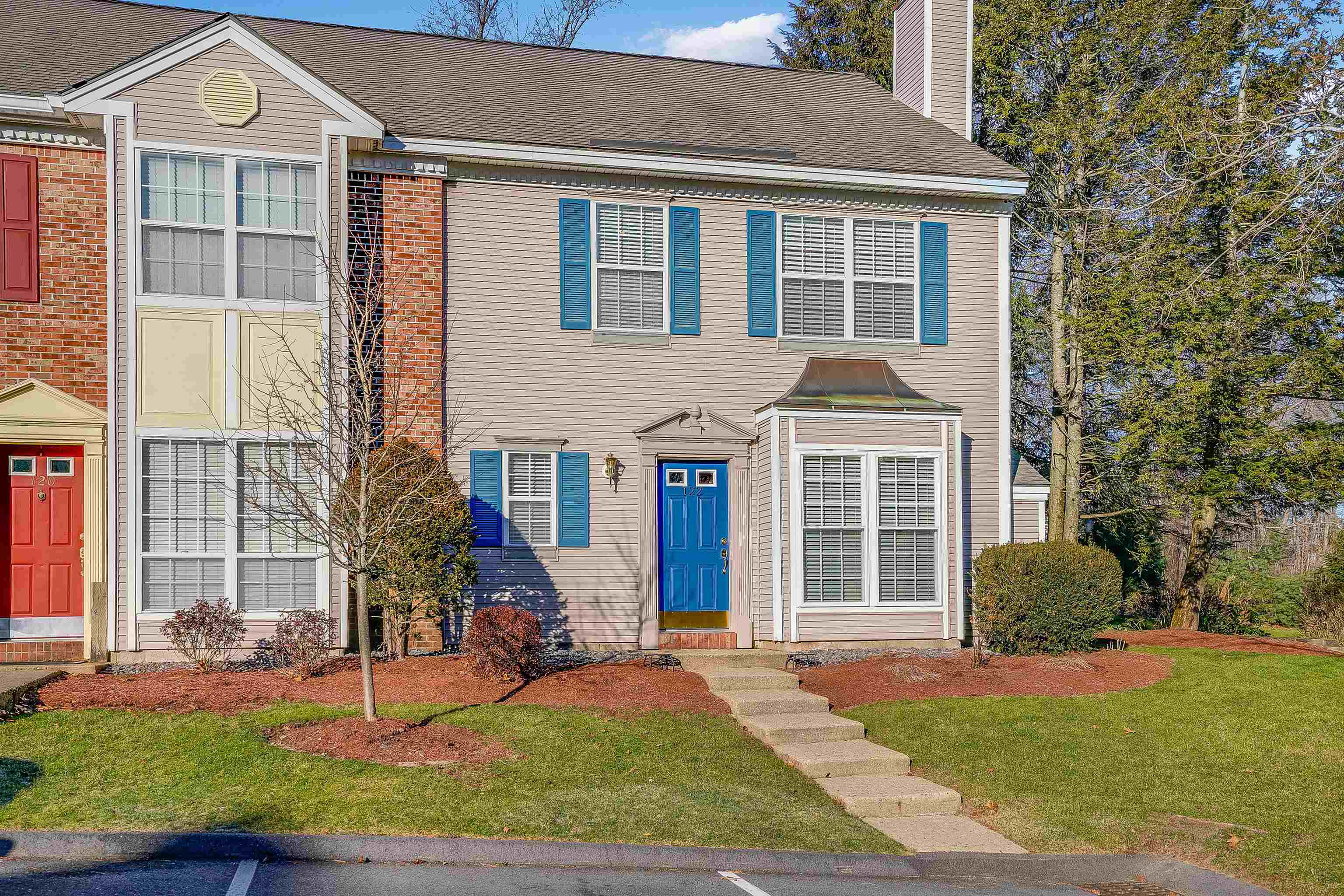 122 Middlesex Road Merrimack, NH 03054 - Photo 1 of 29
