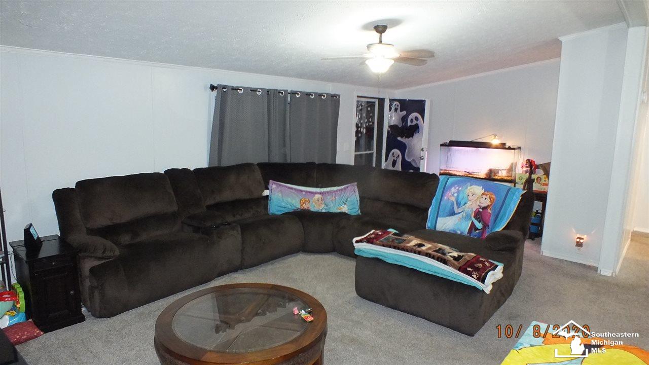 321 Rudbeckia Court Erie, MI 48133 - Photo 3 of 15 50026180-2.JPG