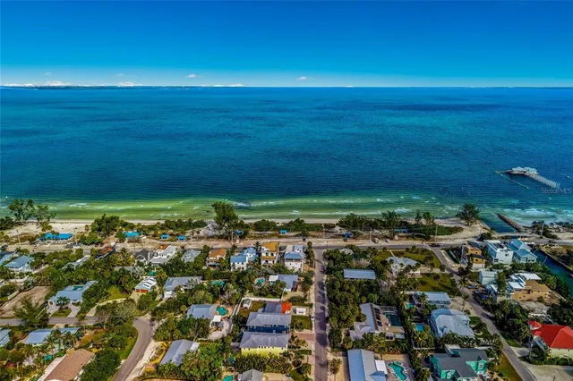 $2,995,000 | 159 Crescent Drive, Anna Maria, FL 34216