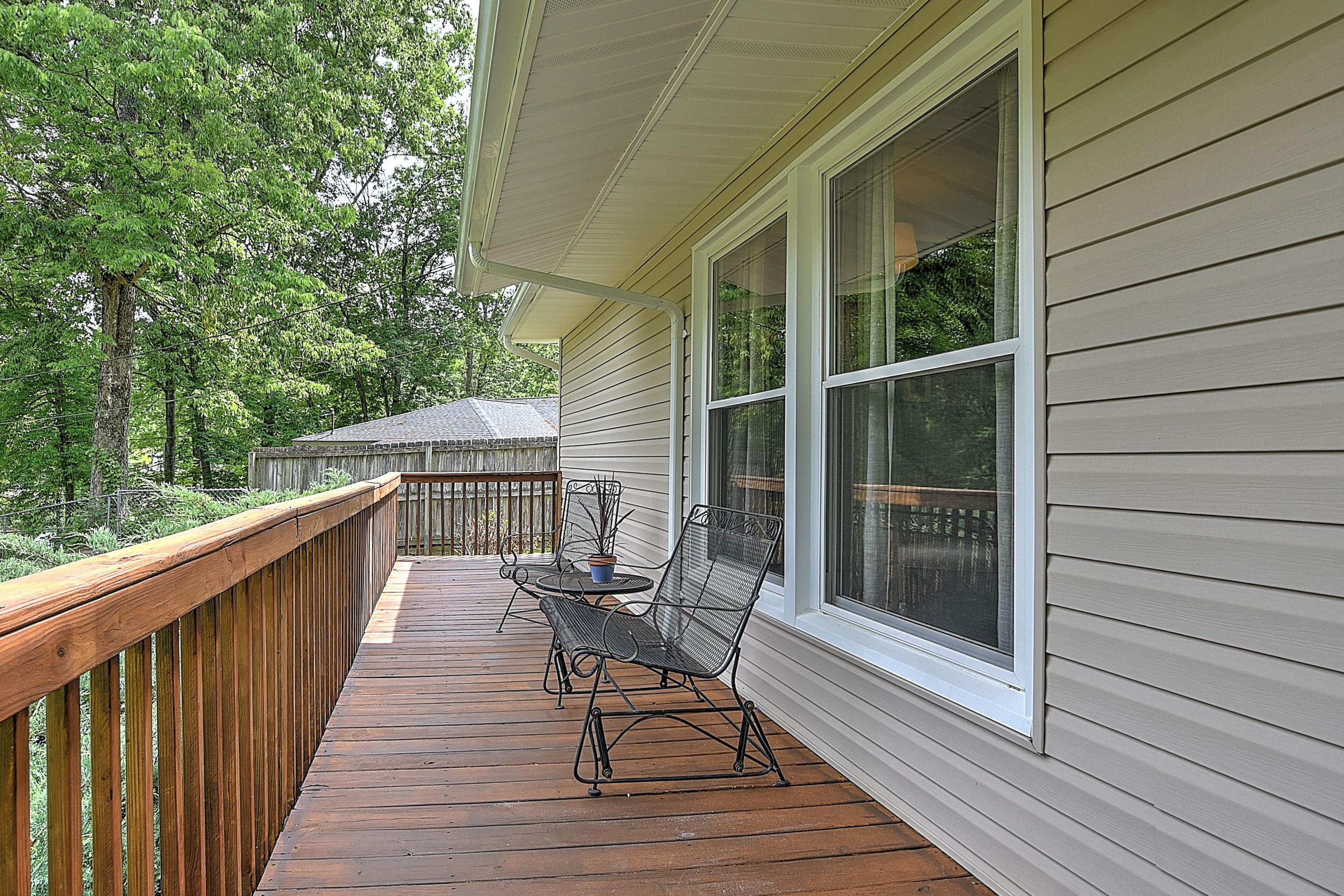 509 Evergreen Road Kingsport, TN 37663 - Photo 3 of 40 509 Evergreen-31