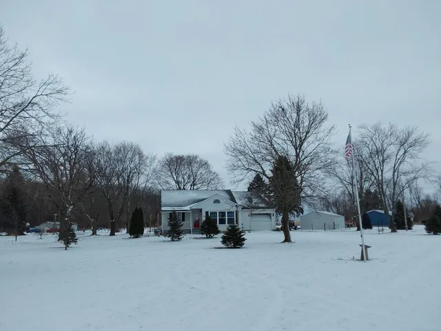 $235,000 | 8988 West 1500 South, Wanatah, IN 46390