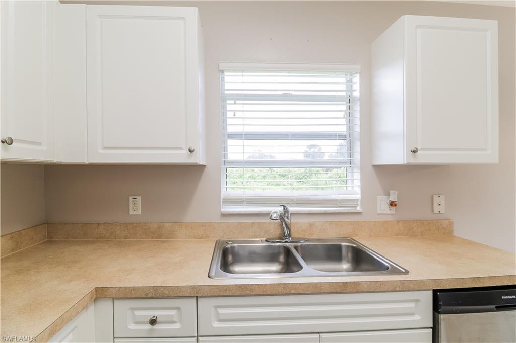 3802 35th Street Southwest Lehigh Acres, FL 33976 - Photo 6 of 15