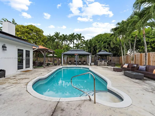 $825,000 | 12825 Southwest 107th Terrace, Miami, FL 33186