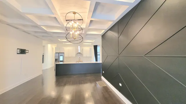 $2,950 | 6349 South Drexel Avenue, Unit 1, Chicago, IL 60637