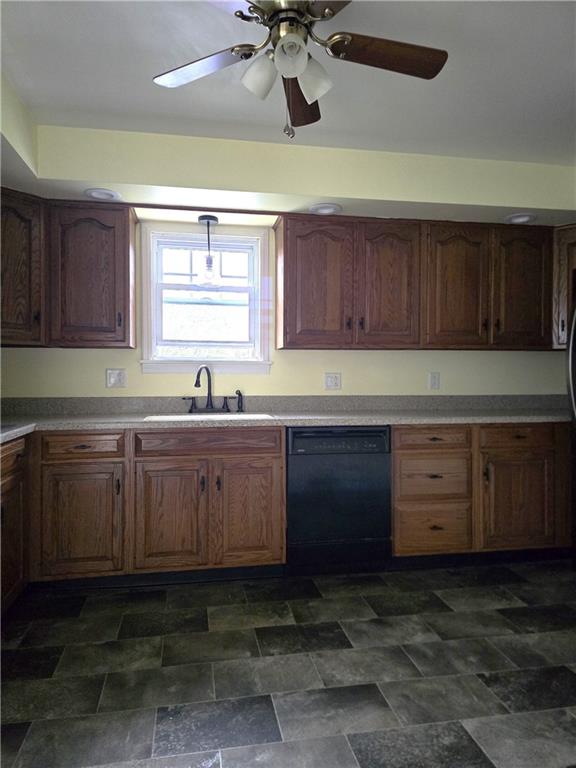160 North Duffy Road Butler, PA 16001 - Photo 11 of 41 Gallery Image 11