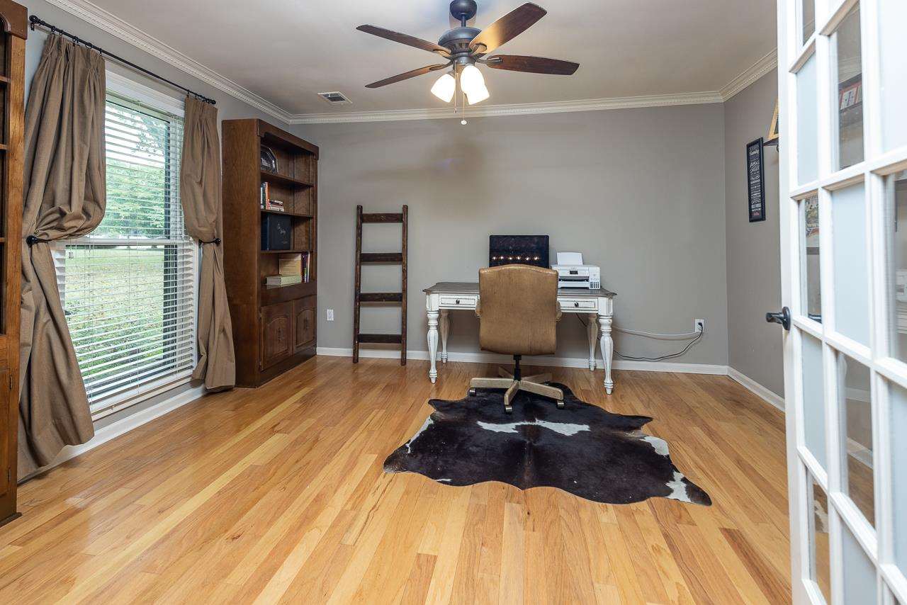 8461 Craven Road Bartlett, TN 38002 - Photo 4 of 25 Office