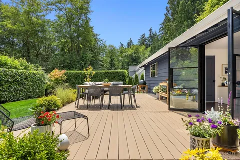 $948,000 | 10430 Northeast Cascade Street, Bainbridge Island, WA 98110