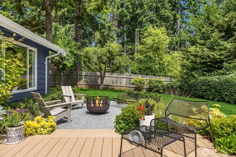 $948,000 | 10430 Northeast Cascade Street, Bainbridge Island, WA 98110
