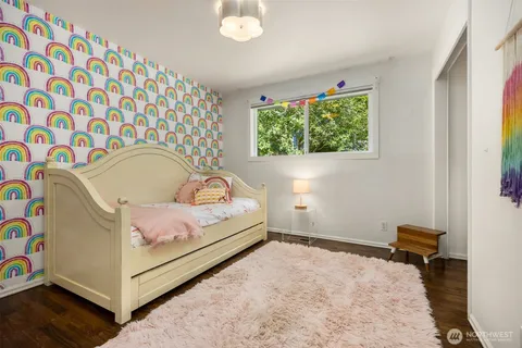 $948,000 | 10430 Northeast Cascade Street, Bainbridge Island, WA 98110