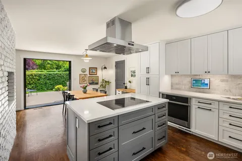 $948,000 | 10430 Northeast Cascade Street, Bainbridge Island, WA 98110