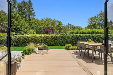 $948,000 | 10430 Northeast Cascade Street, Bainbridge Island, WA 98110