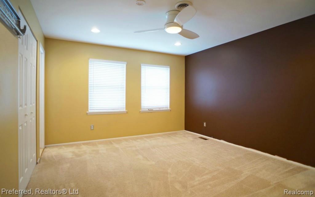 42559 Park Ridge Road Novi, MI 48375 - Photo 27 of 29
