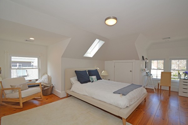 23 Gray Street, Unit B Cambridge, MA 02138 - Photo 14 of 19