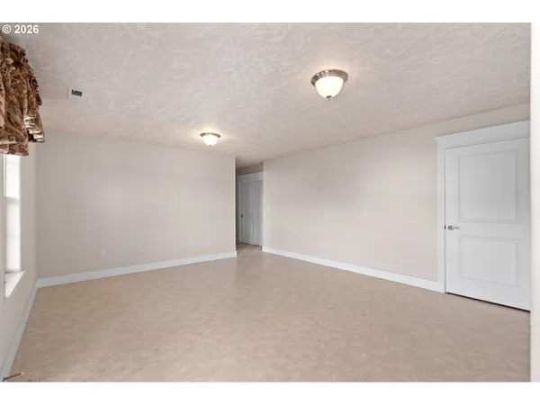 $425,000 | 810 North Main Street, Pendleton, OR 97801