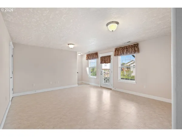 $425,000 | 810 North Main Street, Pendleton, OR 97801