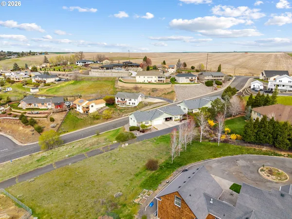 $425,000 | 810 North Main Street, Pendleton, OR 97801