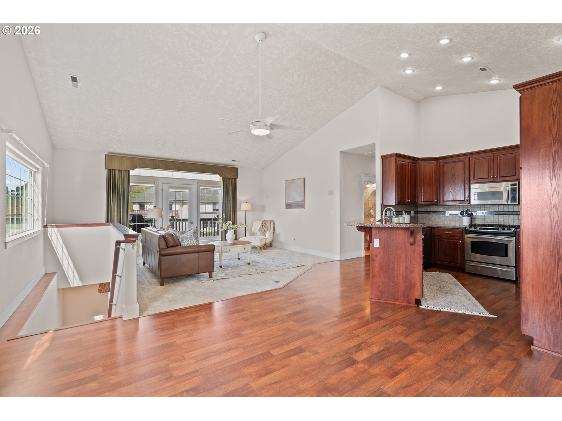 810 North Main Street Pendleton, OR 97801 - Photo 8 of 36