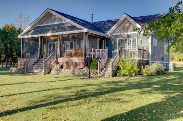 $649,900 | 241 Access Road, Isle La Motte, VT 05463