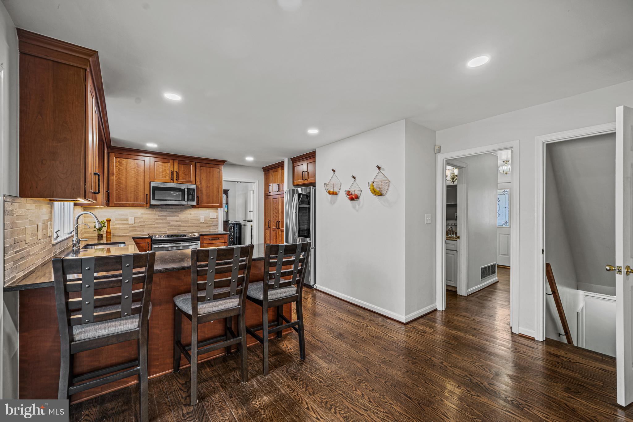 12222 Benson Branch Road Ellicott City, MD 21042 - Photo 16 of 67