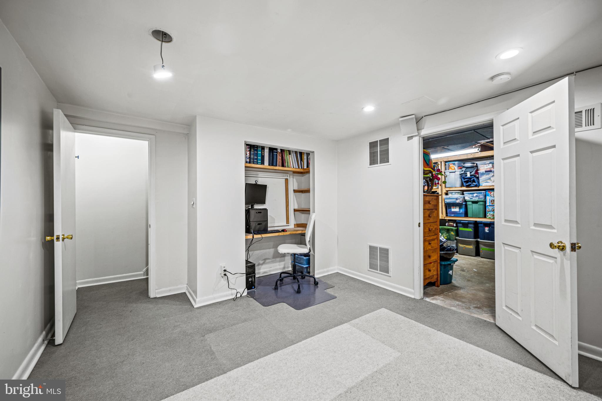 12222 Benson Branch Road Ellicott City, MD 21042 - Photo 36 of 67