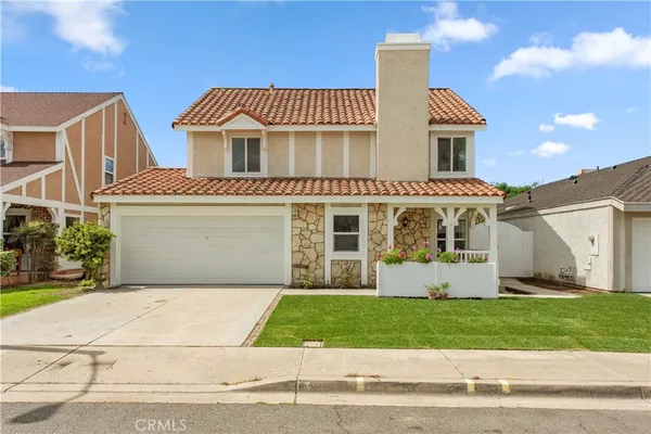 $4,850 | 6 Carlina, Irvine, CA 92620