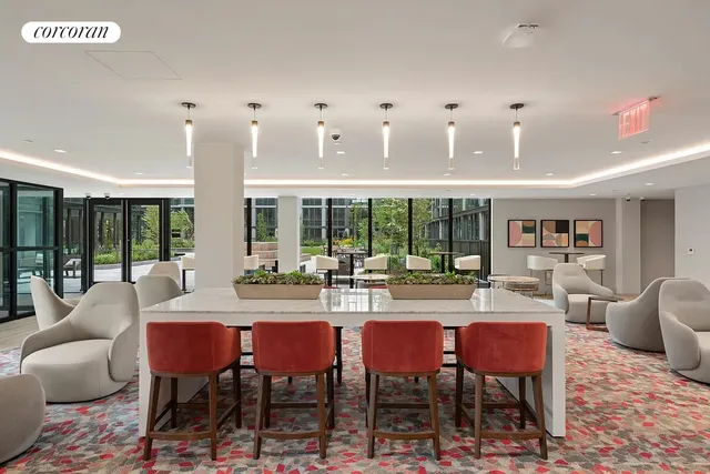 $3,375 | 166-20 90th Avenue, Unit 706 | Jamaica