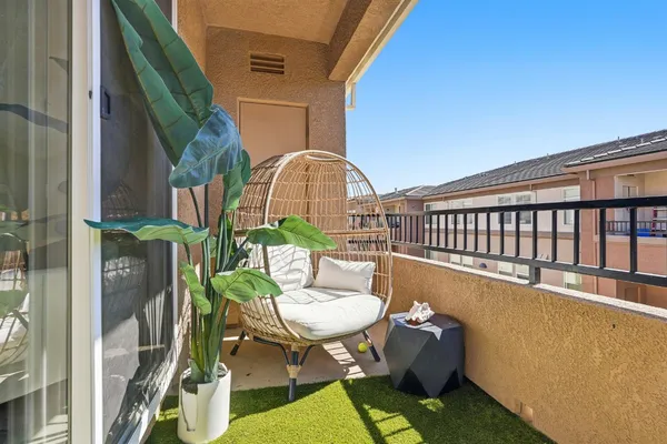 $459,900 | 900 Moon Circle, Unit 932, Folsom, CA 95630