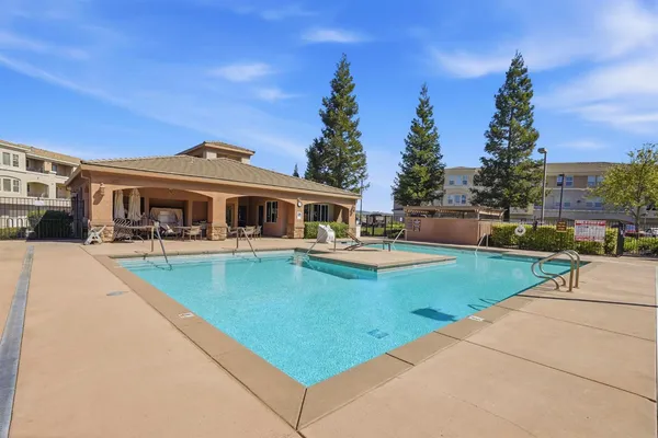 $459,900 | 900 Moon Circle, Unit 932, Folsom, CA 95630